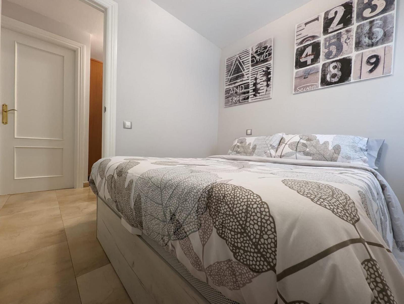 Apartamento Tranquilo, Cerca Del Centro Logroño Eksteriør billede